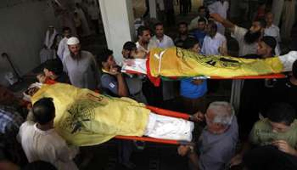 Au cours des funérailles de neuf personnes à Khan Yunis, dans la bande de Gaza le 19 juillet 2014. © AFP