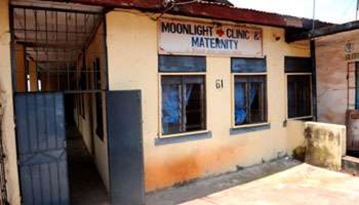 C’est dans une de ces maternités (ici à Enugu, au Nigeria) que sont remis les nourrissons. © Pius Utomi Ekpei/AFP
