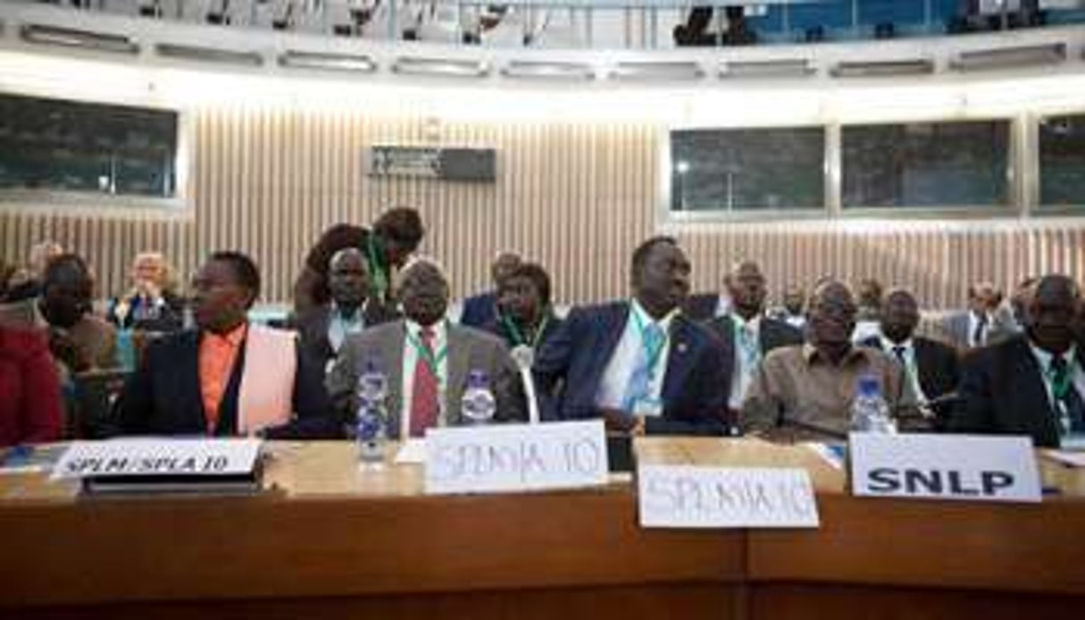 Une délégation de rebelles sud-soudanais lors des pourparlers à Addis Abeba, en juin 2014. © AFP