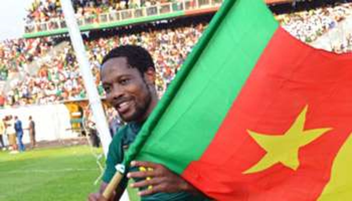 Jean II Makoun après la qualification du Cameroun à la Coupe du monde 2014. © AFP