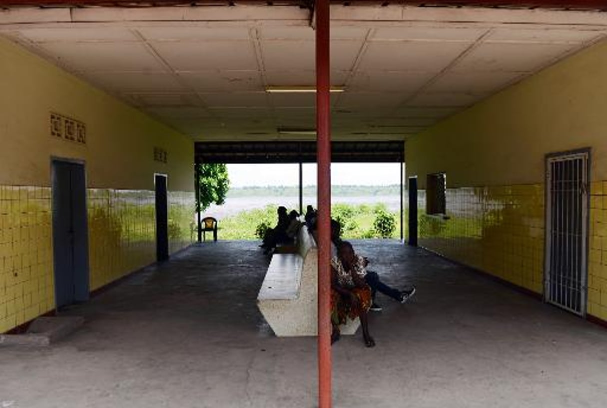 Les pays victimes d’Ebola de plus en plus coupés du monde © AFP