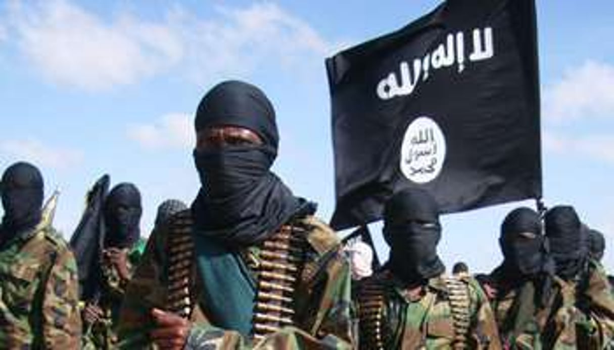 Des combattants islamistes somaliens des Shebab, en février 2012. © AFP