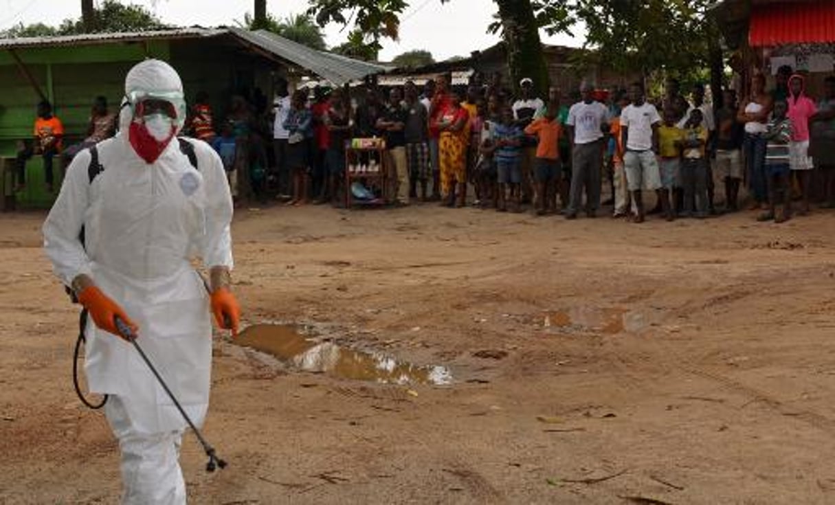 Ebola: 165 personnels cubains en Sierra Leone, Obama supervise la stratégie américaine © AFP