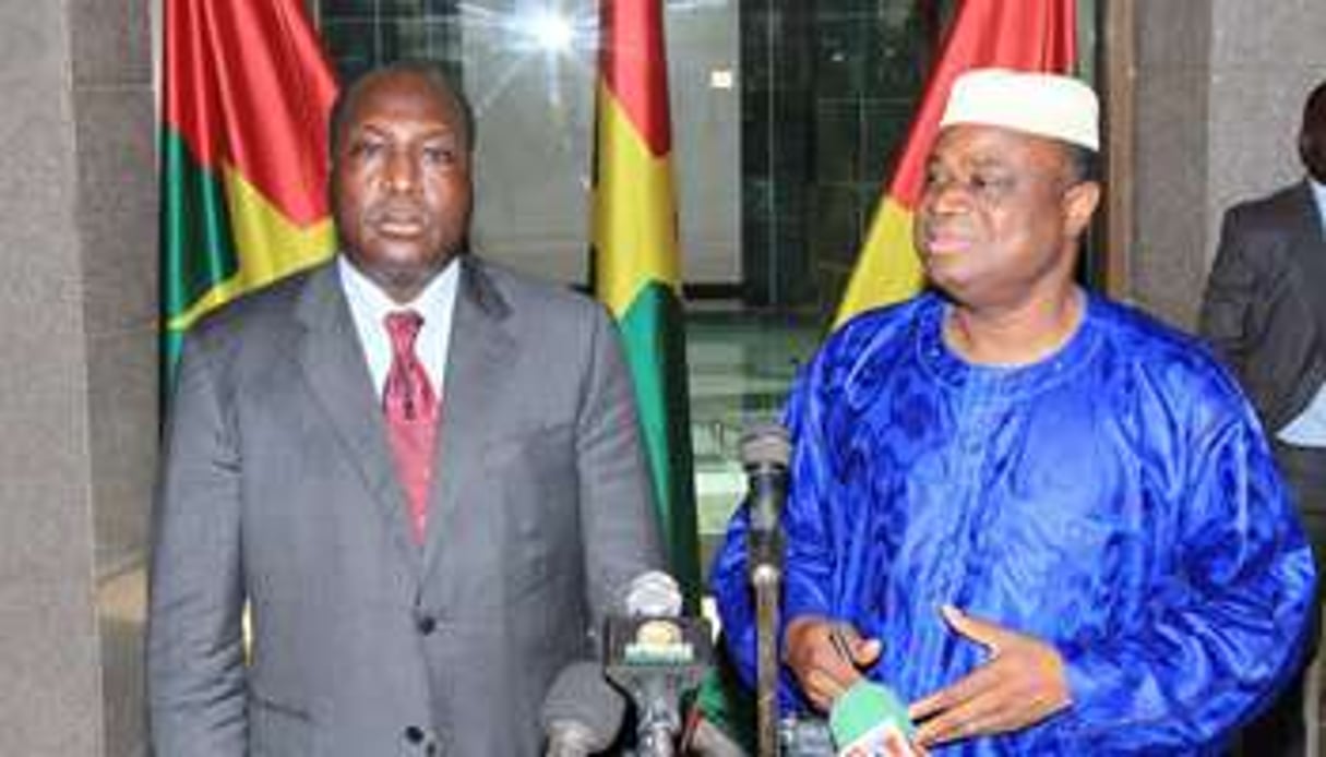 A. Kouanda (majorité) et Z. Diabré (opposition), sont les co-présidents du cadre de concertation. © Présidence du Burkina Faso