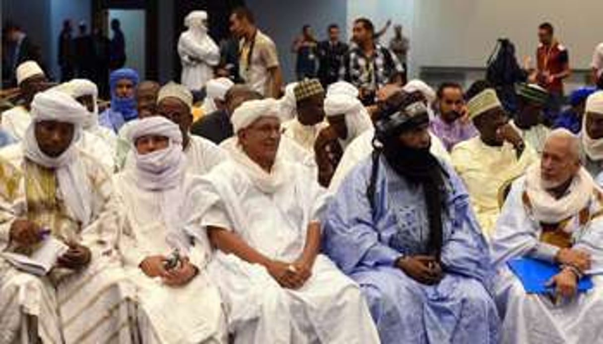 Des membres du MNLA au deuxième round de négociations, à Alger le 1er septembre 2014. © AFP