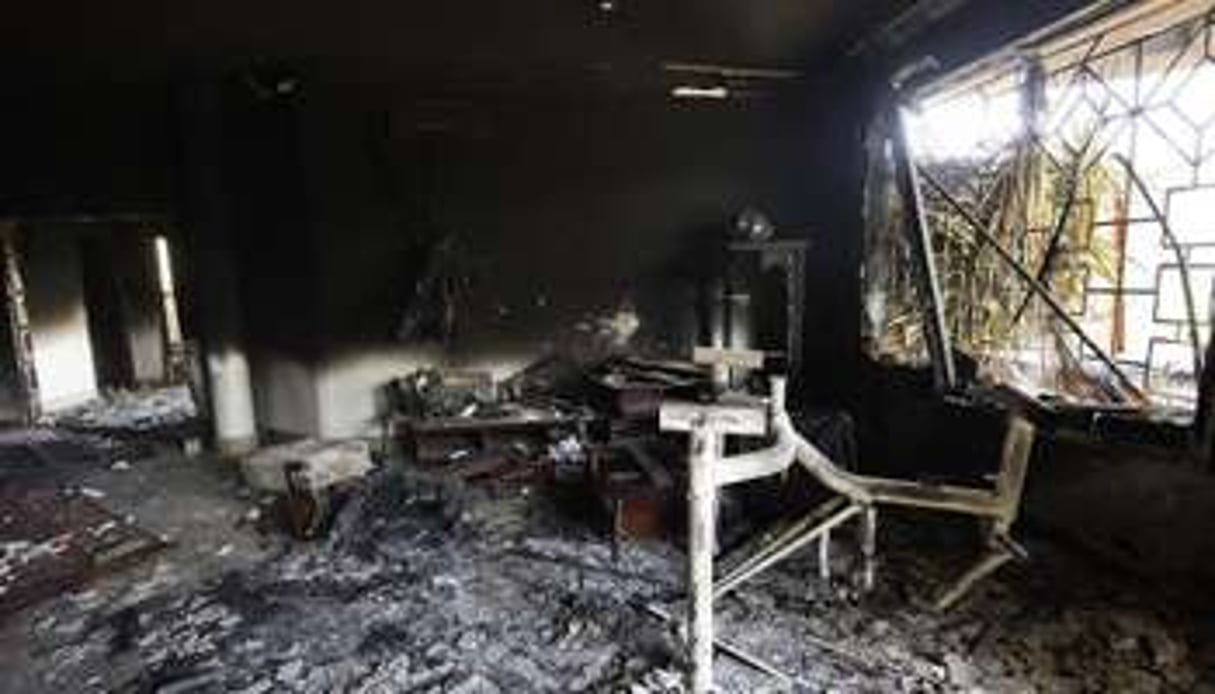 Le consulat américain à Benghazi après une attaque, le 13 septembre 2012 en Libye. © AFP