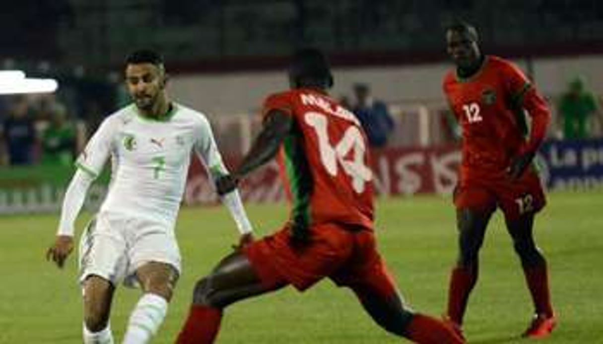 Lors du match de qualification de la CAN 2015, Algérie-Malawi, le 15 octobre 2014 à Blida. © AFP