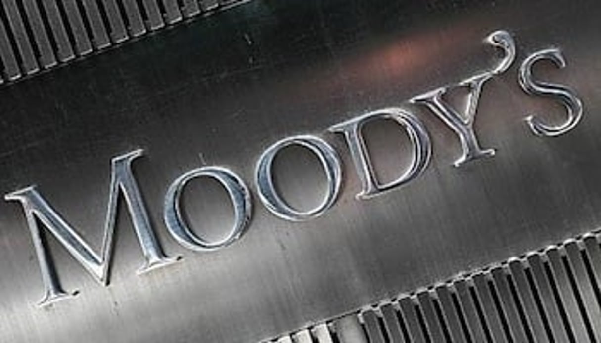 Moody’s a relevé les perspectives de la note de l’Afrique du Sud de négatives à stables. © AFP