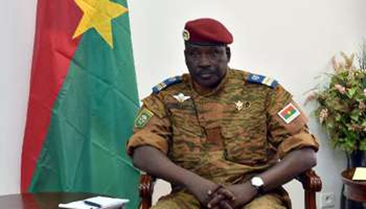 Le lieutenant-colonel Isaac Zida à Ouagadougou, le 14 novembre 2014. © AFP