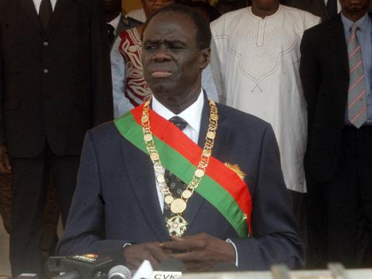 Burkina: Michel Kafando, président intérimaire, promet de gouverner au nom « du peuple » © AFP