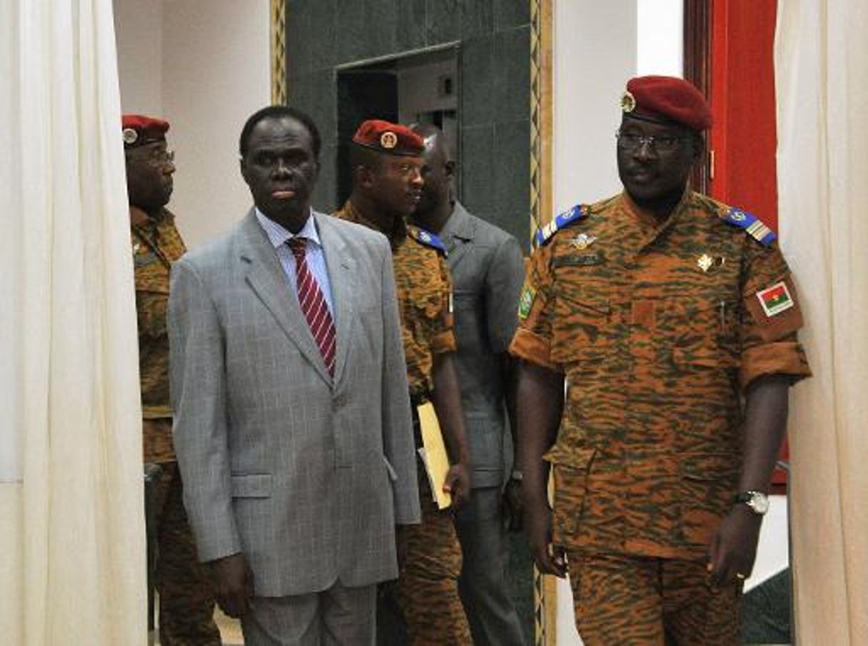 Burkina: cérémonie d’investiture pour Michel Kafando, ses pouvoirs en question © AFP