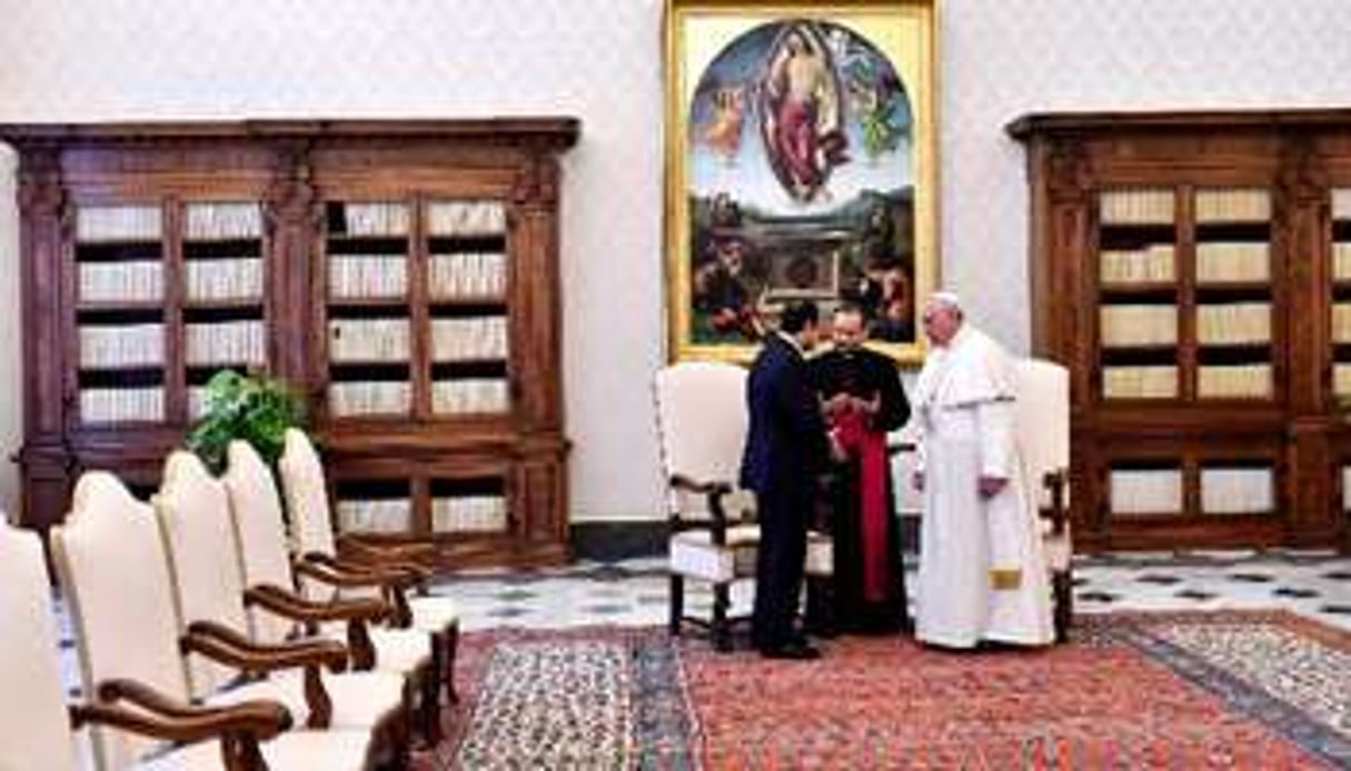 Le pape François et al-Sissi le 24 novembre 2014 au Vatican. © Gabriel Bouys/AFP