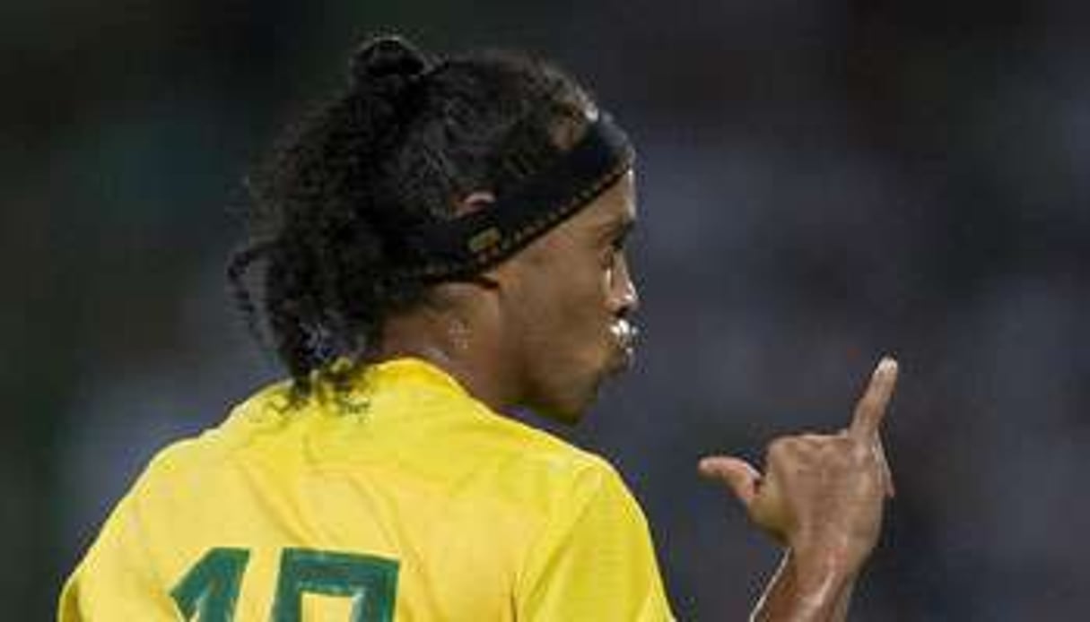 Ronaldinho pourrait s’engager en Angola. © AFP