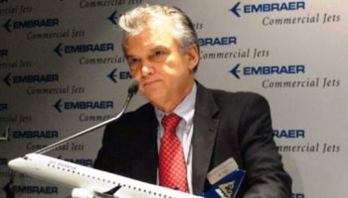 Pour cette initiative, Paulo Cesar de Souza, président de la branche aviation commerciale d’Embraer, a reçu l’appui des autorités marocaines et de Royal Air Maroc. DR