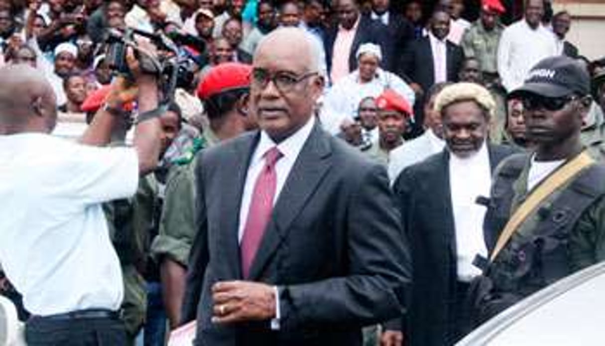 Marafa Hamidou Yaya à sa sortie du tribunal de Yaoundé. © DR