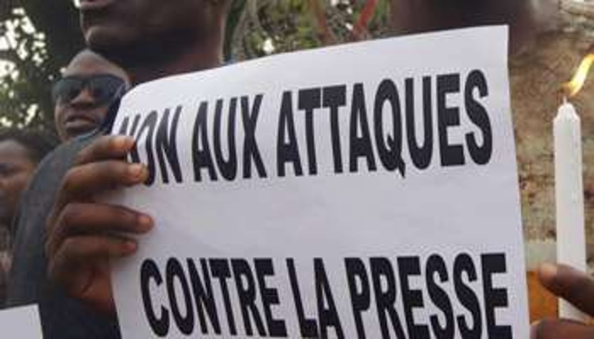 Une manifestation de soutien à Charlie Hebdo le 8 janvier à Lomé (Togo). © Emile Kouton/AFP