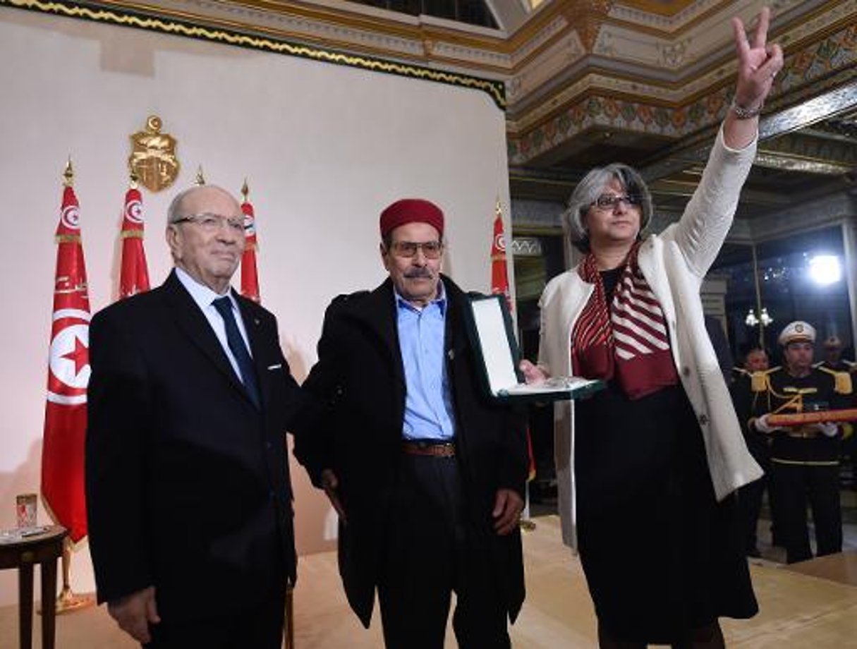 Tunisie: l’anniversaire de la révolution tourne au désordre au palais présidentiel © AFP