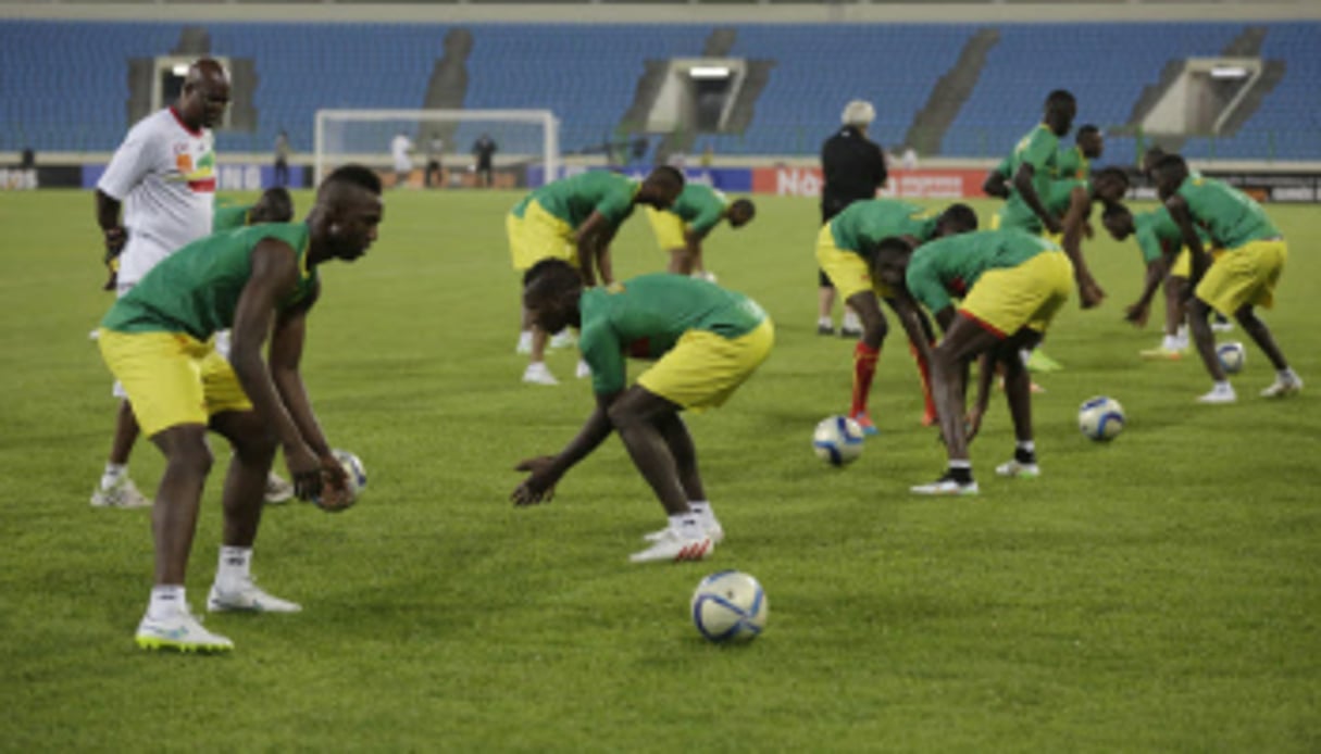 La sélection camerounaise à l’entraînement sur la pelouse de Malabo. © Photo AP