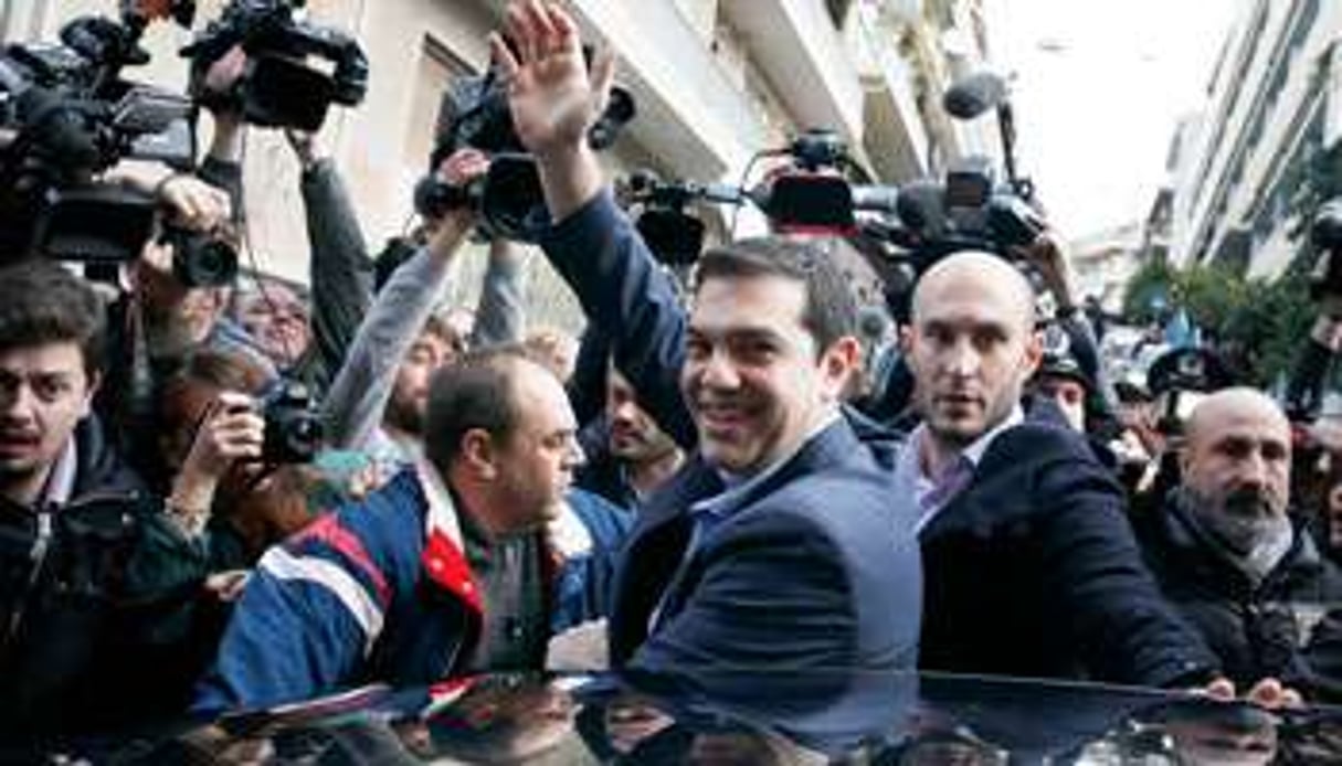 Alexis Tsipras, le leader de Syriza, arrivant à son bureau de vote, à Athènes, le 25 janvier. © Petros Giannakouris/AP/Sipa