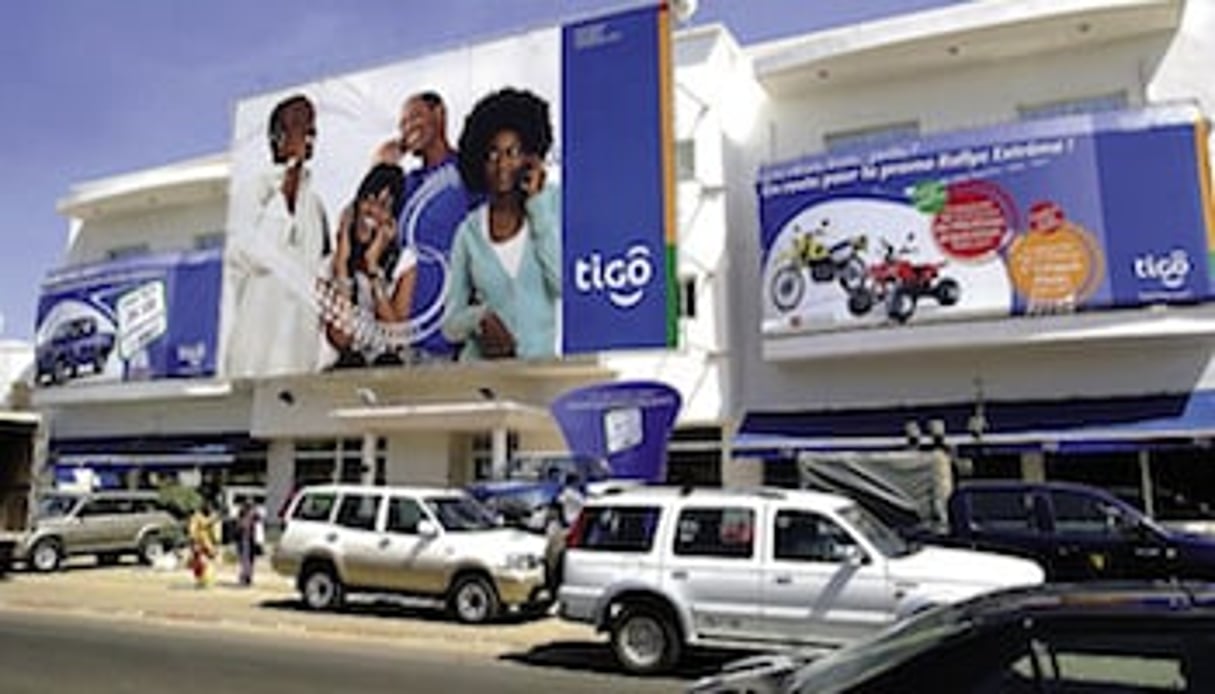 Tigo a passé le cap des 25 millions d’abonnés mobile en Afrique. © Erick Ahounou pour JA