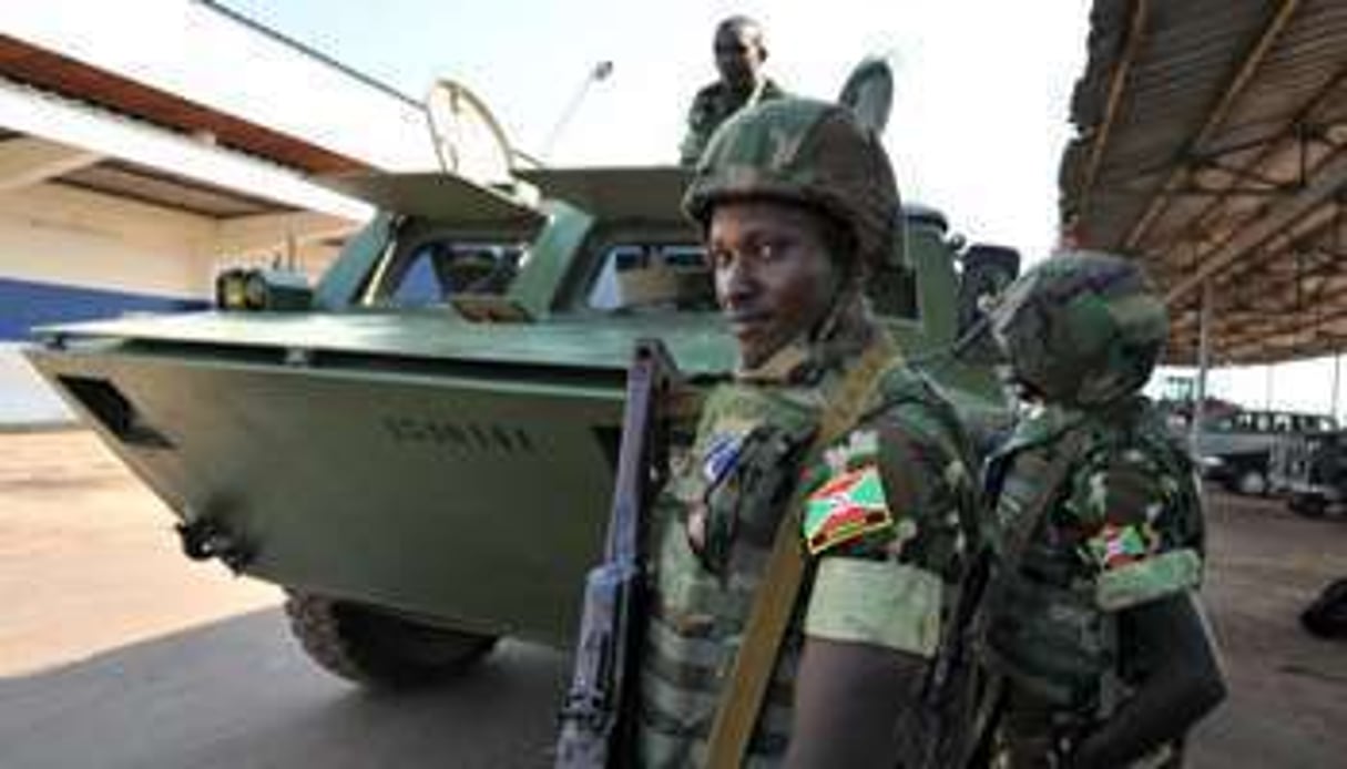 Des éléments de l’armée burundaise. © AFP/Sia Kambou