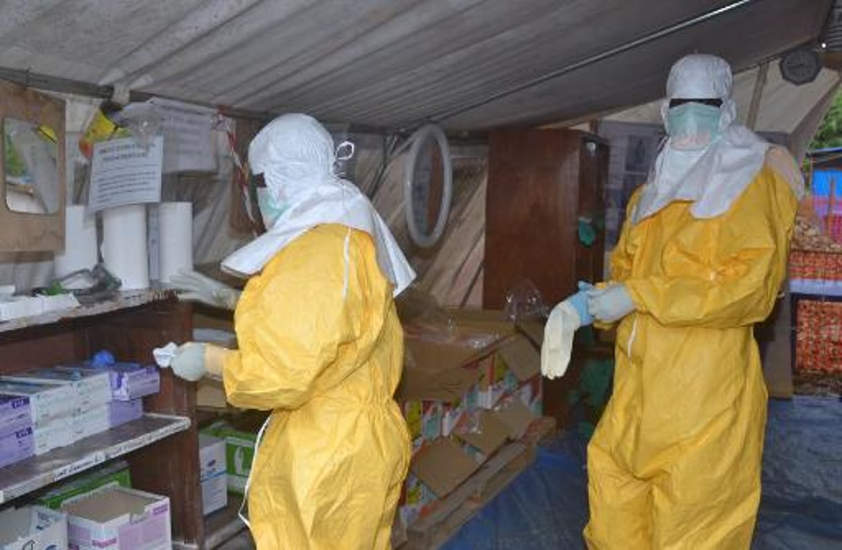 Ebola: les trois pays veulent éradiquer le virus d’ici le 15 avril © AFP