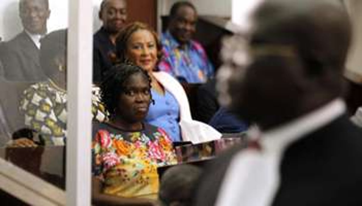 Simone Gbagbo, l’ex-Première dame ivoirienne, dans le box des accusés, le 26 décembre 2014. © AFP