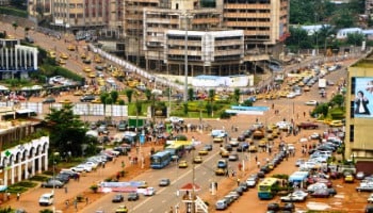 Vue de Yaoundé, capitale du Cameroun. © Renaud Van Der Meeren pour les Éditions du Jaguar