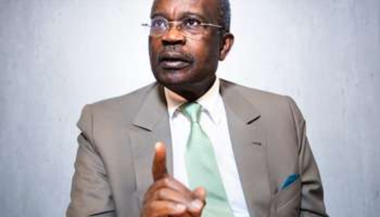 Casimir Oyé Mba est l’ancien Premier ministre d’Omar Bongo Ondimba, et opposant. © Vincent Fournier pour J.A.