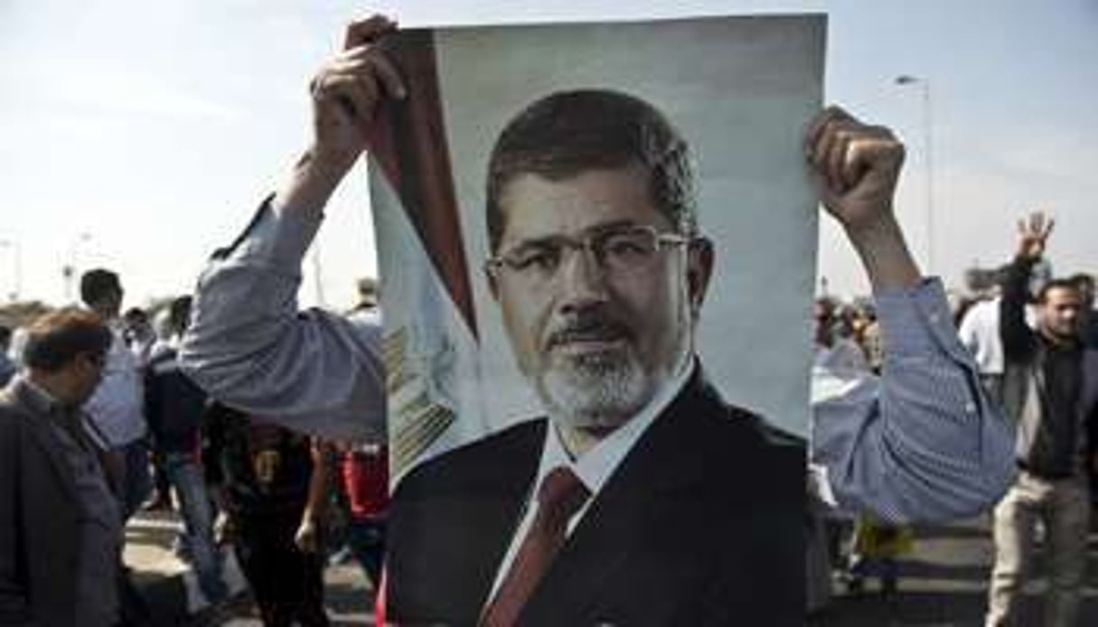 Lors d’une manifestation pro-Morsi en Egypte, au Caire, le 4 novembre. © AFP