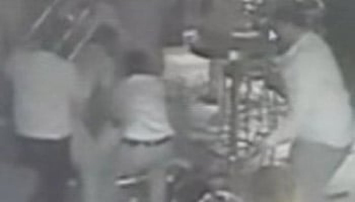 Capture d’écran de la vidéo de l’attaque. © Times Now/CCTV