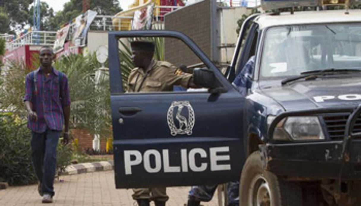 La police ougandaise à Kampala le 14 septembre 2014. © Isaac Kasamani/AFP