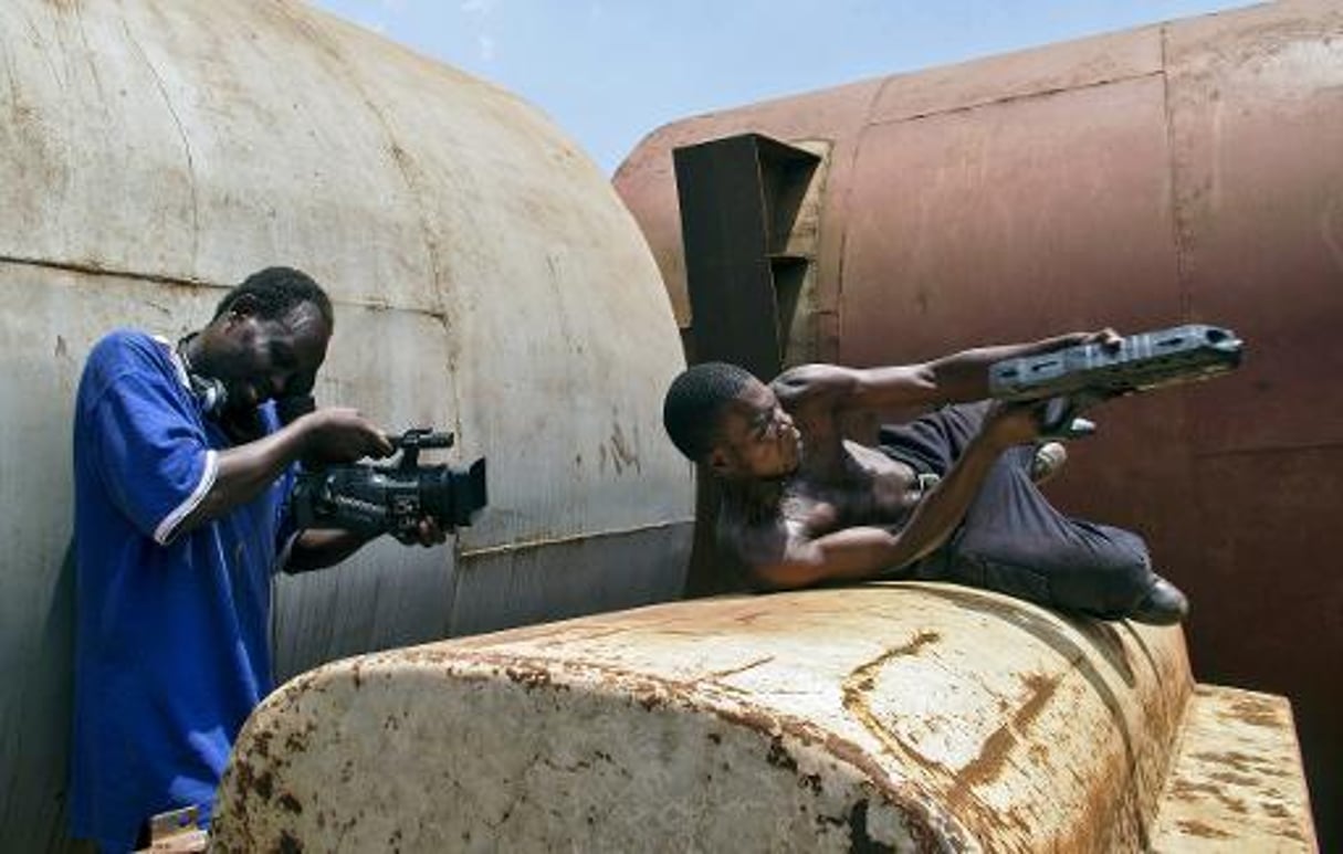Wakaliwood: le cinéma artisanal d’Ouganda rêve de gloire et d’Amérique © AFP