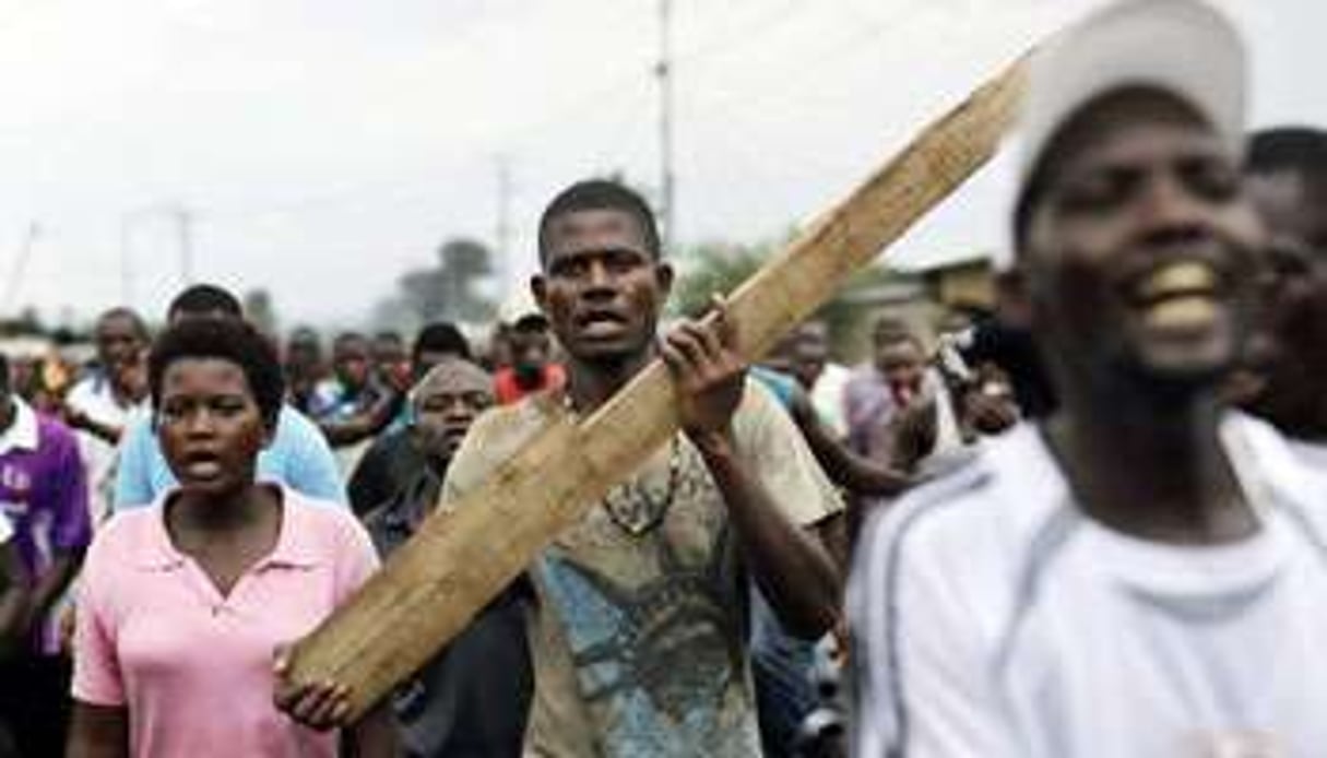 Des manifestants à Bujumbura le 18 mai. © Jerome Delay/AP/SIPA