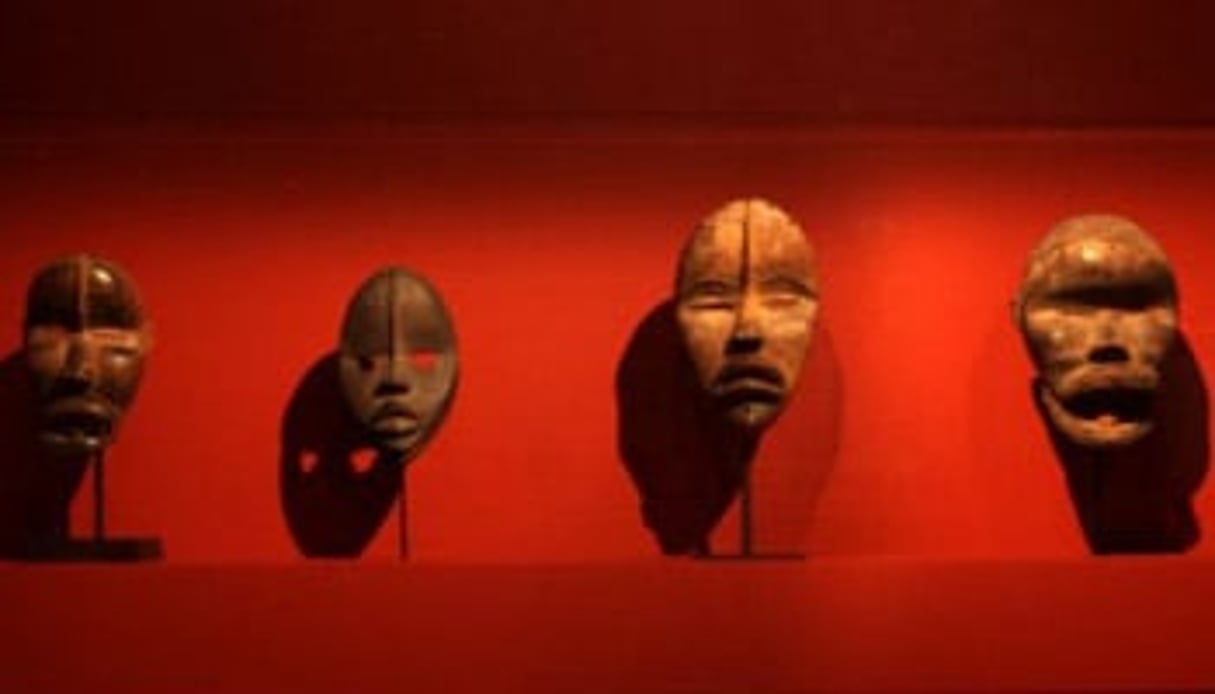 Oeuvres de Sra, sculpteur le plus réputé de l’ouest de la Côte d’Ivoire. © Musée du Quai Branly/Gautier Deblonde