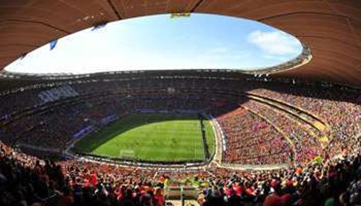 Un match dans le stade de Soweto, lors de la Coupe du monde 2010 en Afrique du Sud © Monirul Bhuiyan/AFP