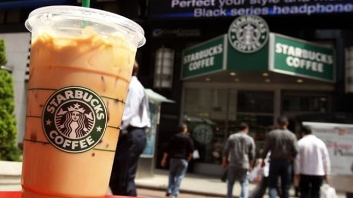 Starbucks compte plus de 22 000 établissements à travers le monde. © Reuters