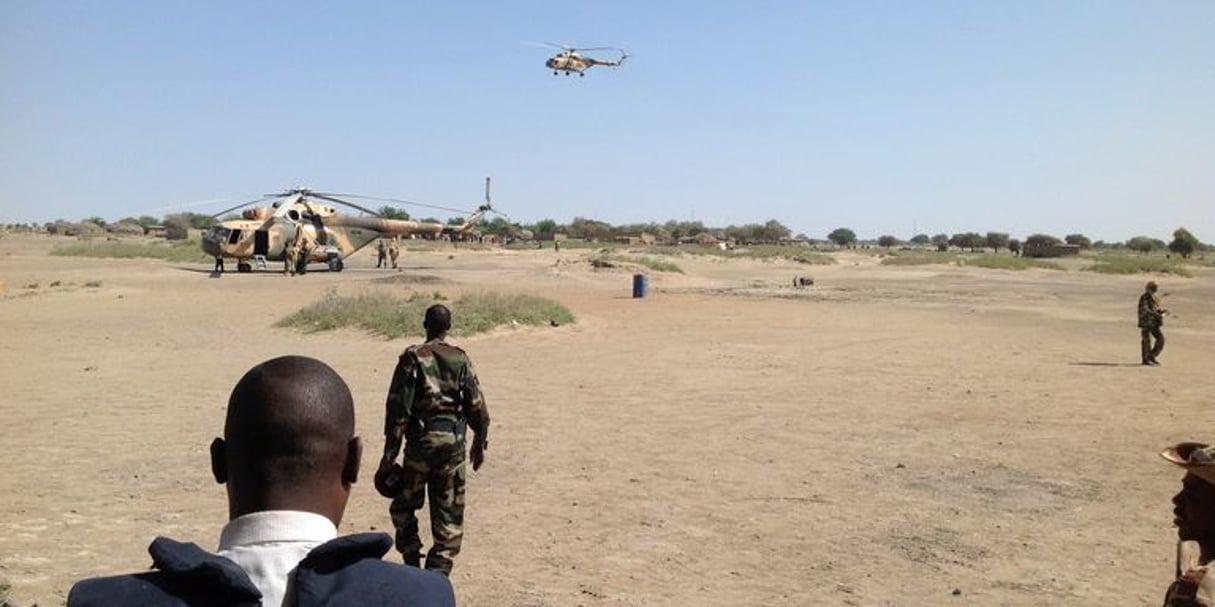 Des hélicoptères de l’armée tchadienne. © Stephane Yas/AFP