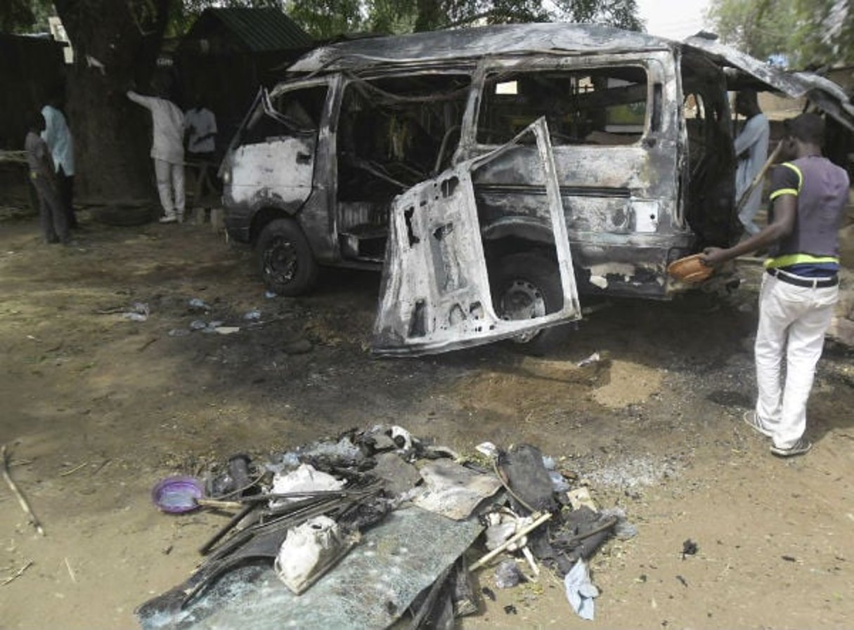 Explosion d’un véhicule piégé à Potiskum, Nigeria. Février 2015 © Adamu Adamu/AP/SIPA