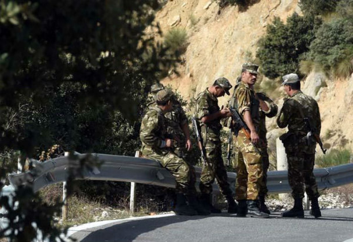 Armée algérienne à la traque de terroristes en kabylie. © Farouk Batiche/AFP