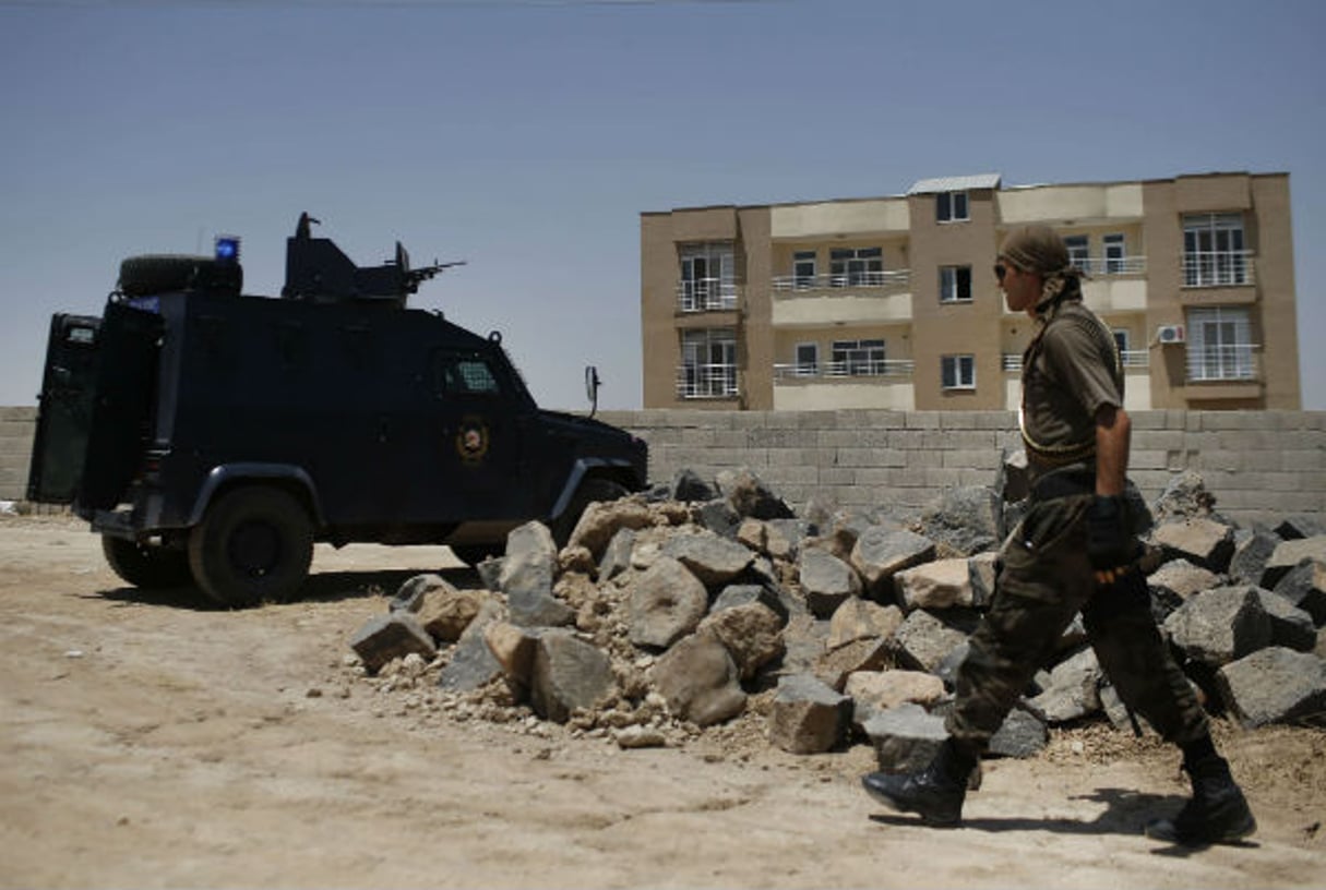Policier turc près de la frontière syrienne, 22 juillet 2015. © Emrah Gurel/AP/SIPA
