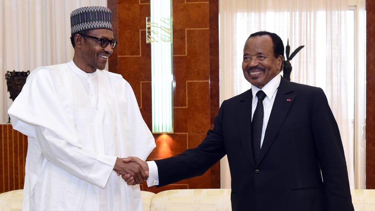 Muhammadu Buhari et Paul Biya, à Yaoundé le 29 juillet. © AFP