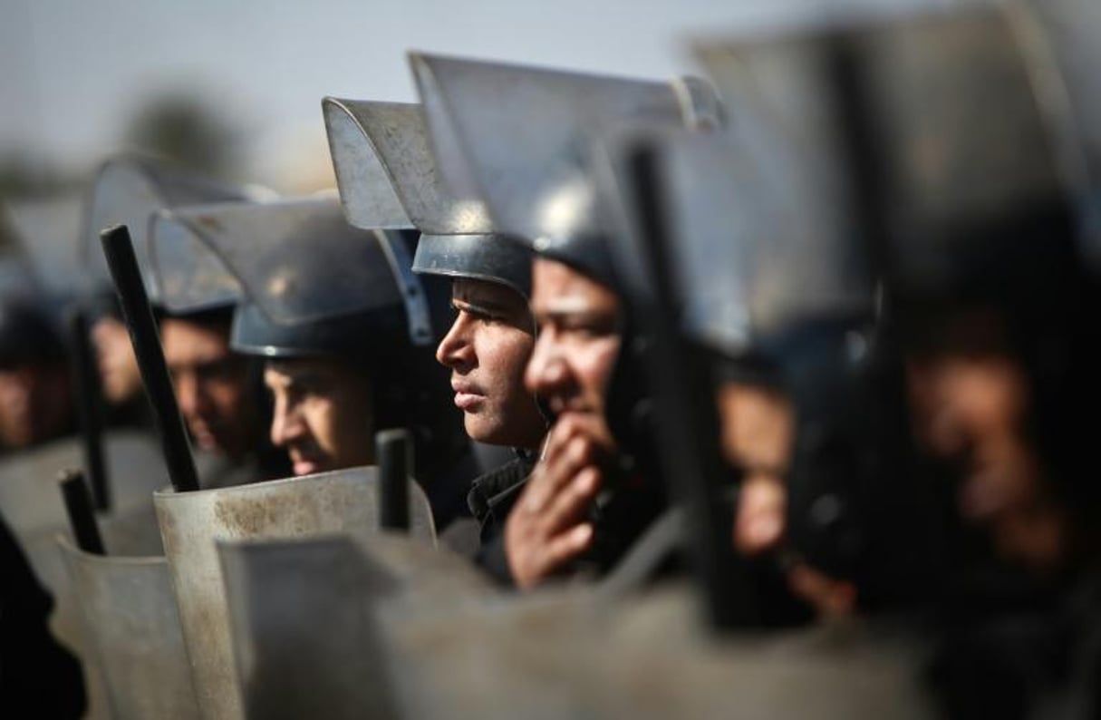 Des policiers au Caire, le 29 novembre 2014. © Mohamed el-Shahed/AFP