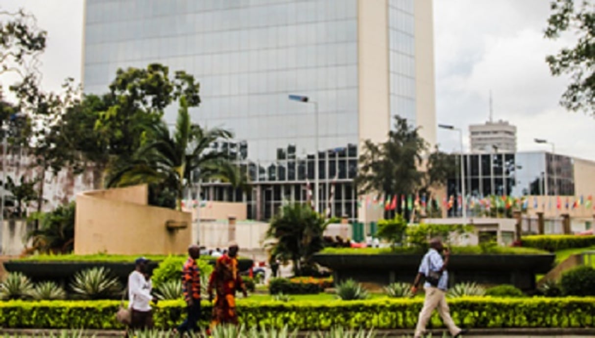 Vue du siège de la BAD à Abidjan. Fitch Ratings salue la bonne gestion des risques de l’institution panafricaine. © DR