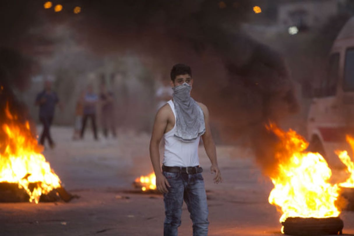Manifestation après la mort, le 15 août, d’un Palestinien abattu samedi par l’armée israélienne dans le nord de la Cisjordanie occupée. © Majdi Mohammed/AP/SIPA