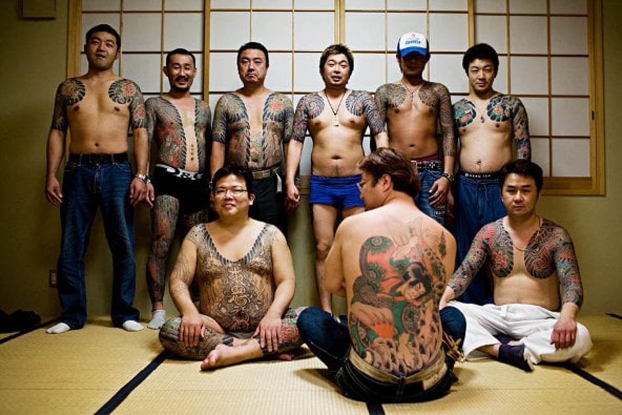 Yakuzas dans un sauna, à Tokyo, en 2006. © Michael Rubenstein/Redux-Rea