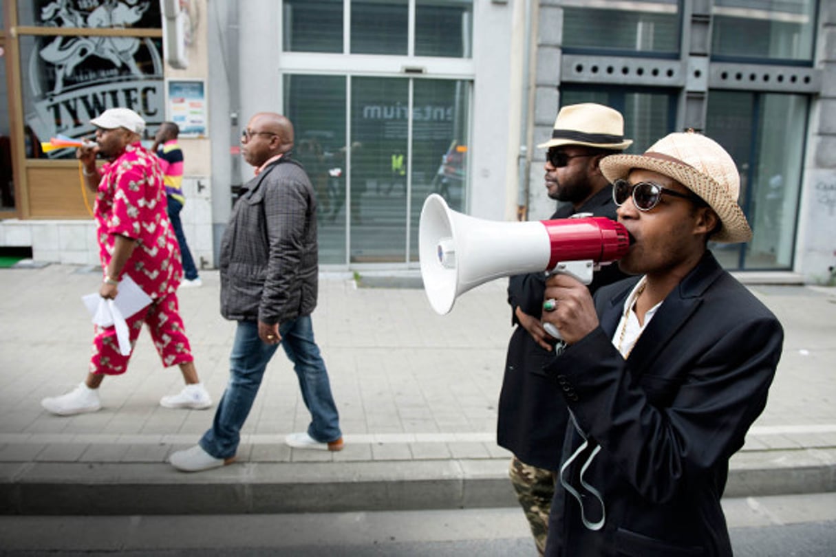 Manifestation de l’Apareco contre Kabila et Tshisekedi, le 28 août. © Colin Delfosse pour J.A.