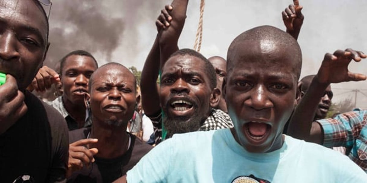 Des manifestants anti-putschistes à Ouagadougou, le 17 septembre © Theo Renaut / AP / SIPA