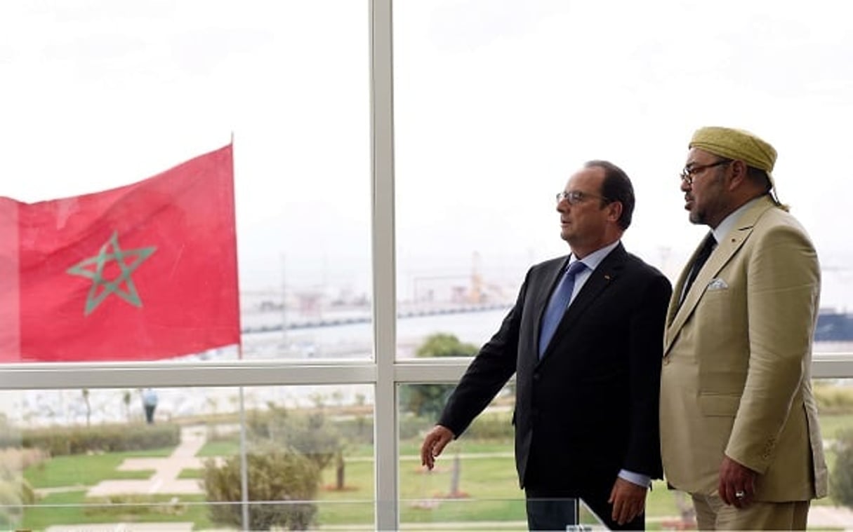 Les chefs d’États français et marocain, le 20 septembre à Tanger. © ALAIN JOCARD/AP/SIPA
