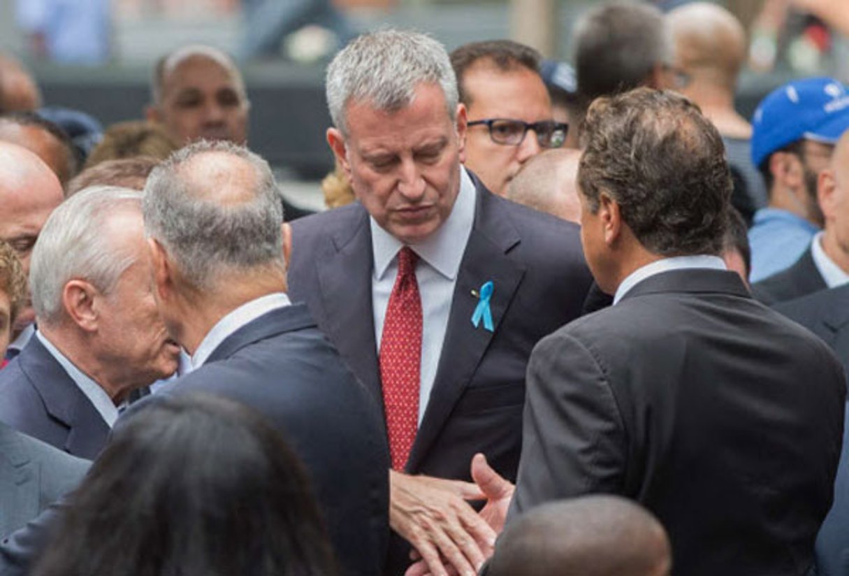 Le maire de New Yor Bill de Blasio (au centre). © Bryan R. Smith/AP/SIPA